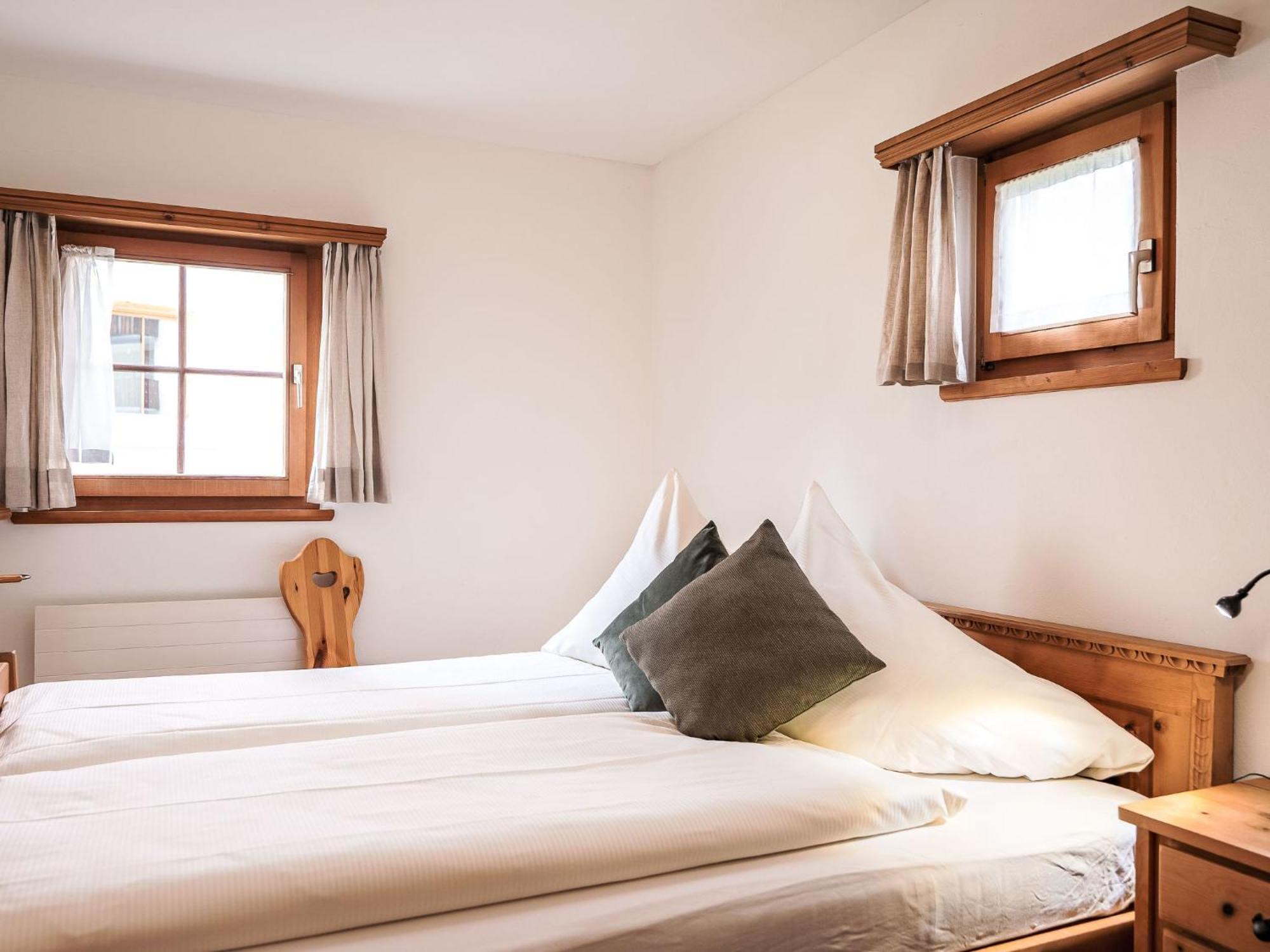 Apartment Chesa Mezzaun By Interhome Zuoz Luaran gambar