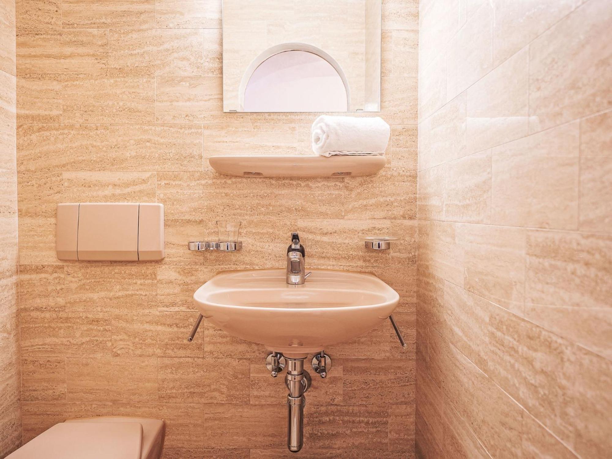 Apartment Chesa Mezzaun By Interhome Zuoz Luaran gambar