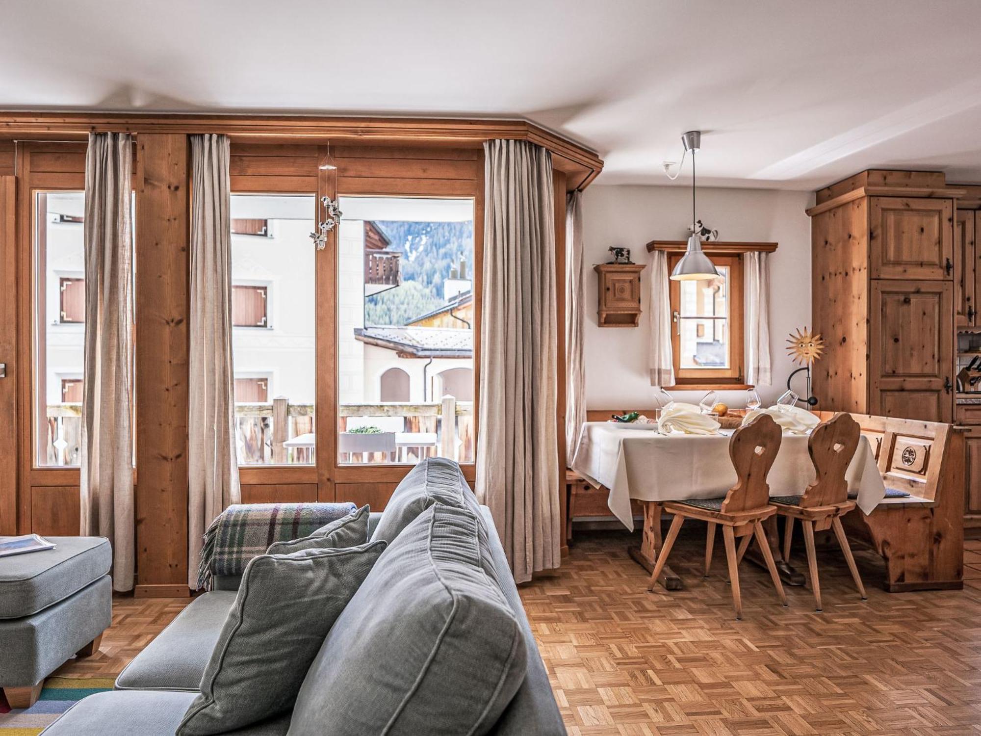 Apartment Chesa Mezzaun By Interhome Zuoz Luaran gambar