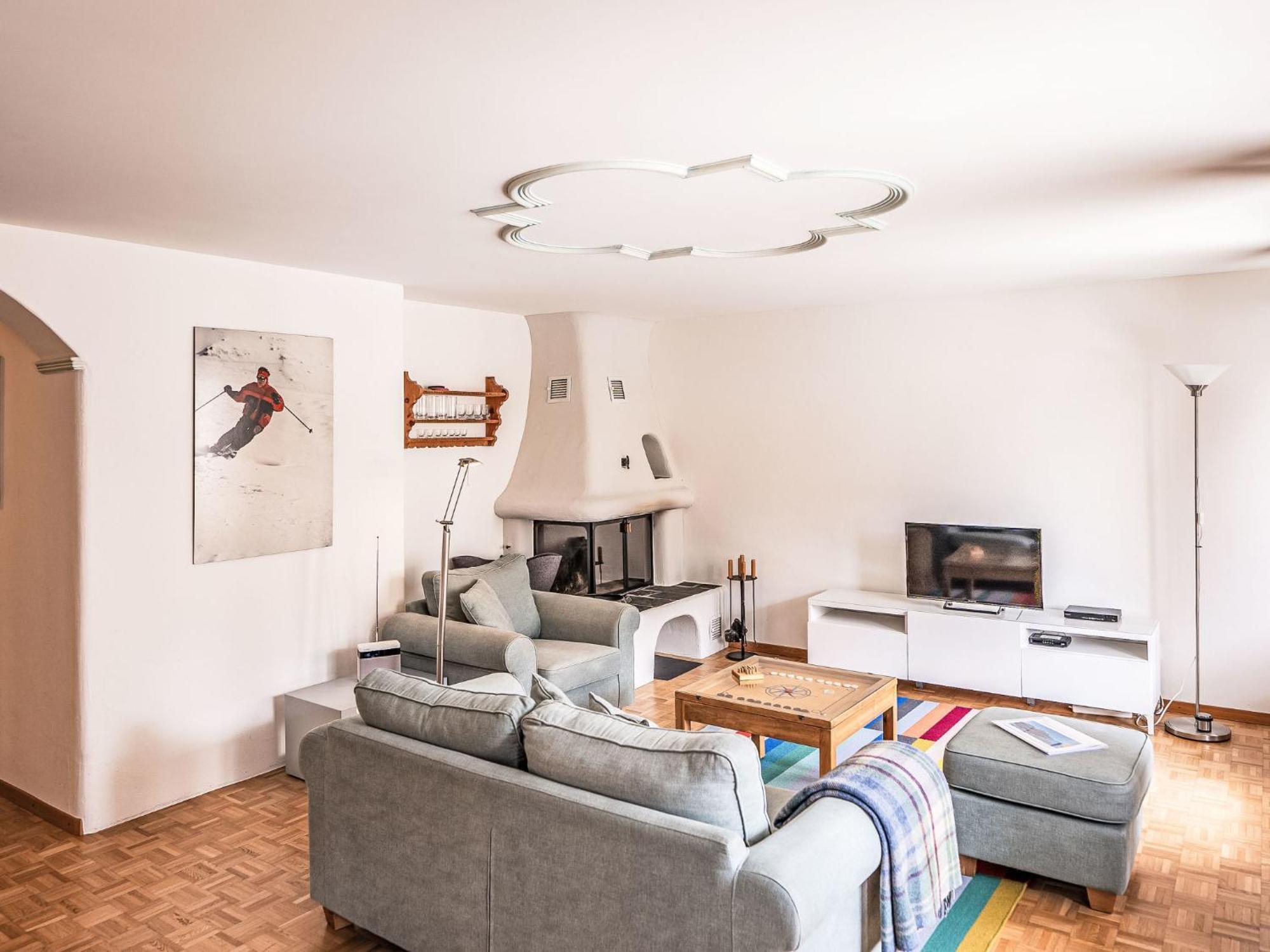 Apartment Chesa Mezzaun By Interhome Zuoz Luaran gambar